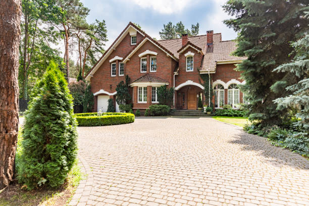 Best Professional Driveway Pavers  in Deltona, FL
